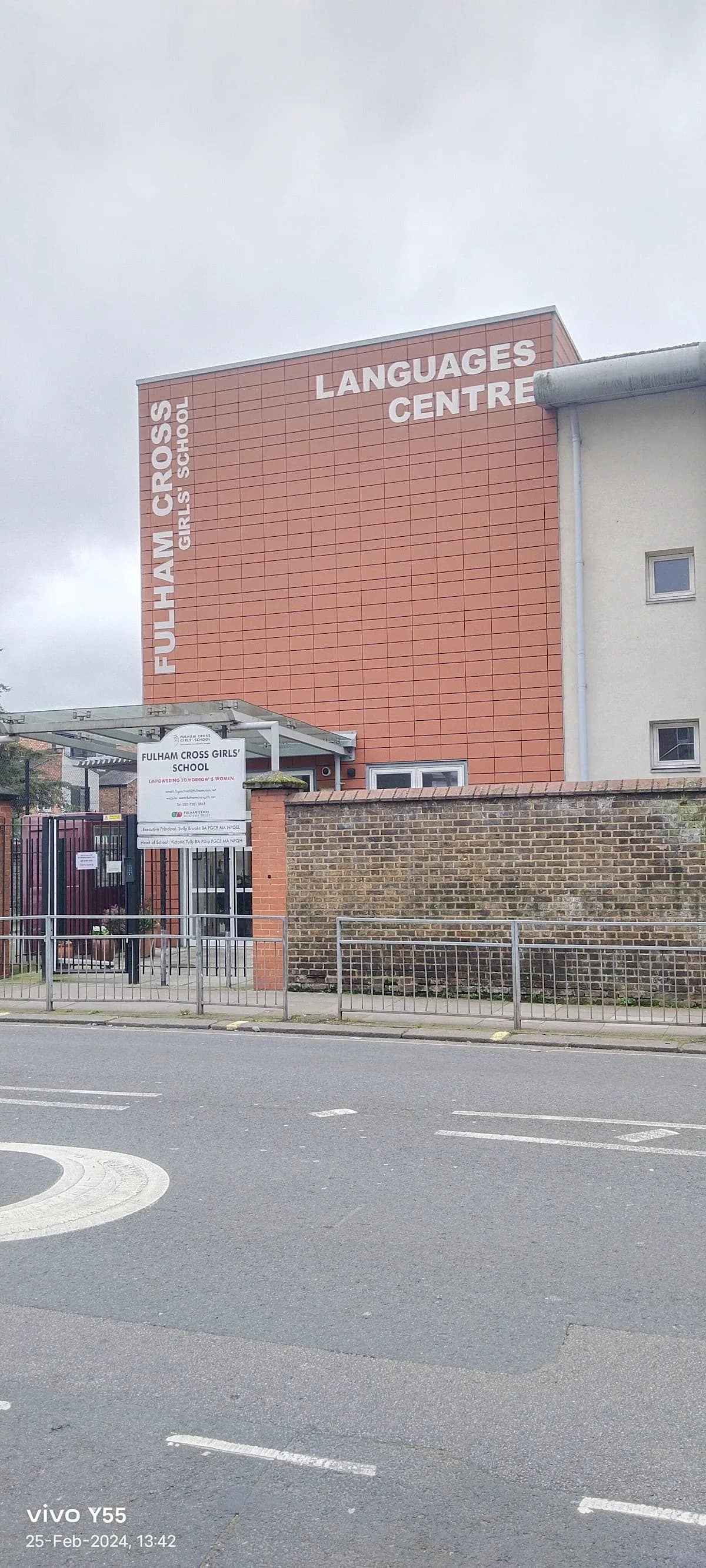 Fulham Cross Girls' School